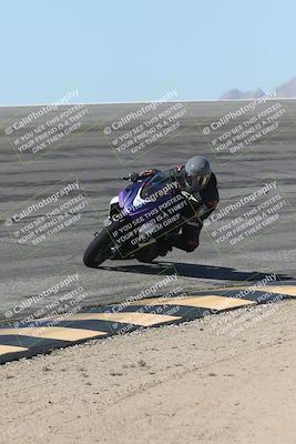 media/Oct-13-2025-Moto Forza (Mon) [[a66d839500]]/4-C Group/Session 2 (Bowl)/